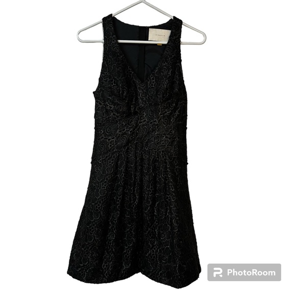 leifsdottir Dresses & Skirts - Anthropologie Leifsdottir Lingonberry Lace Size 4, formal, cocktail